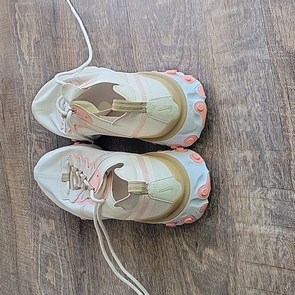 Nike React Size 9 - Picture 3 of 6